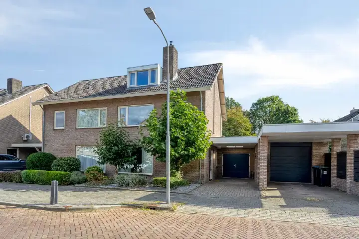 Hoekwoning te koop: Annadal 59, Agnetendal Valkenswaard