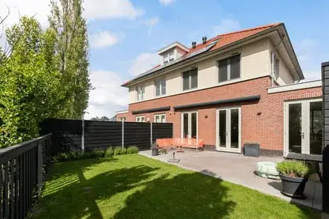 Semi-detached for sale: Antoinette Knappertstraat 17, 's-Gravenland Rotterdam
