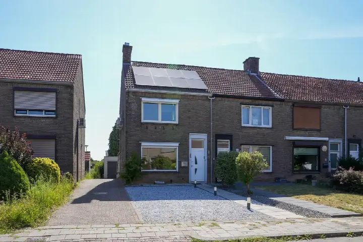 Hoekwoning te koop: Antoniusstraat 44, Oud-Geleen en Haesselderveld Geleen