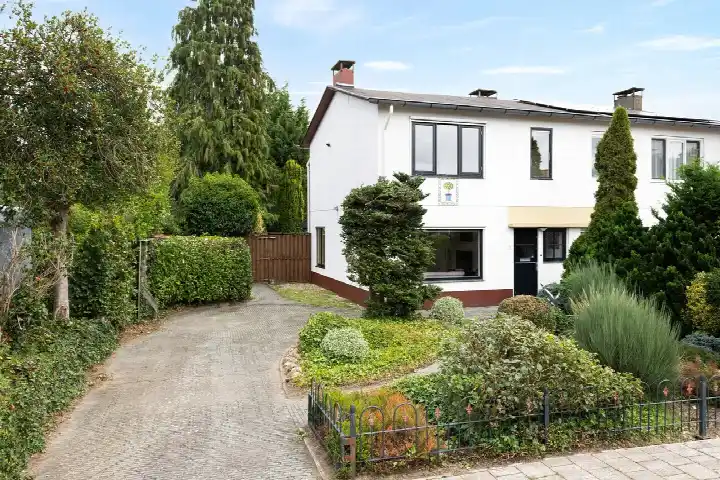 Semi-detached for sale: Apollostraat 7, Rheden Rheden