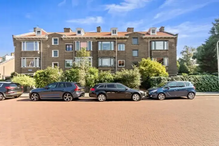 Appartement te koop: Arabislaan 49, Bohemen en Meer en Bos 'S-Gravenhage