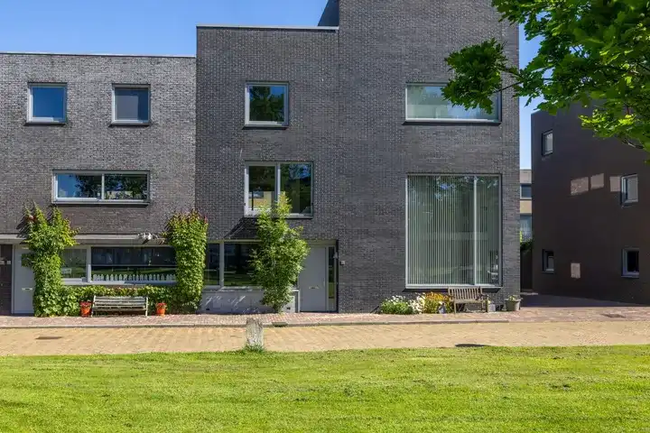 Tussenwoning te koop: Arendstuin 10, Grote Kerkbuurt Leeuwarden