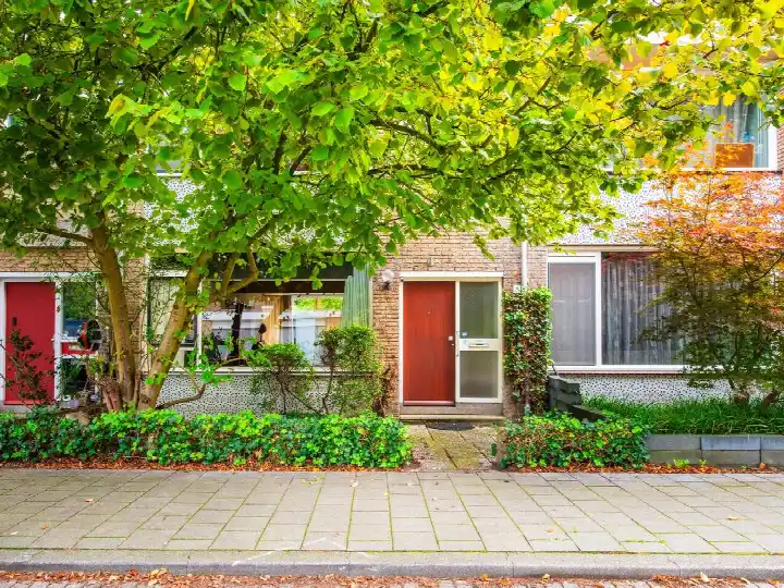 Terraced house for sale: Arent van 's-Gravesandestraat 6, Het Lage Land Rotterdam