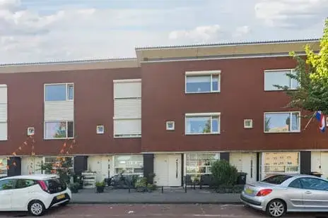 Terraced house for sale: Aristoteleslaan 79, De Lanen 'S-Gravenhage