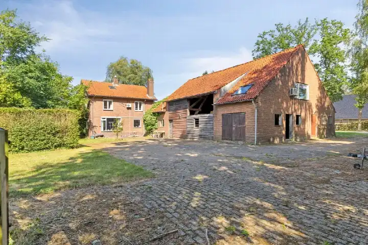 Vrijstaande woning te koop: Arnhemseweg 39, Kern Leusden-Zuid Leusden