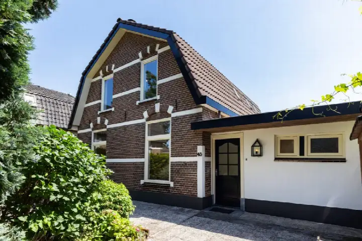 Detached house for sale: Arnhemseweg 45, Brummelhof Apeldoorn