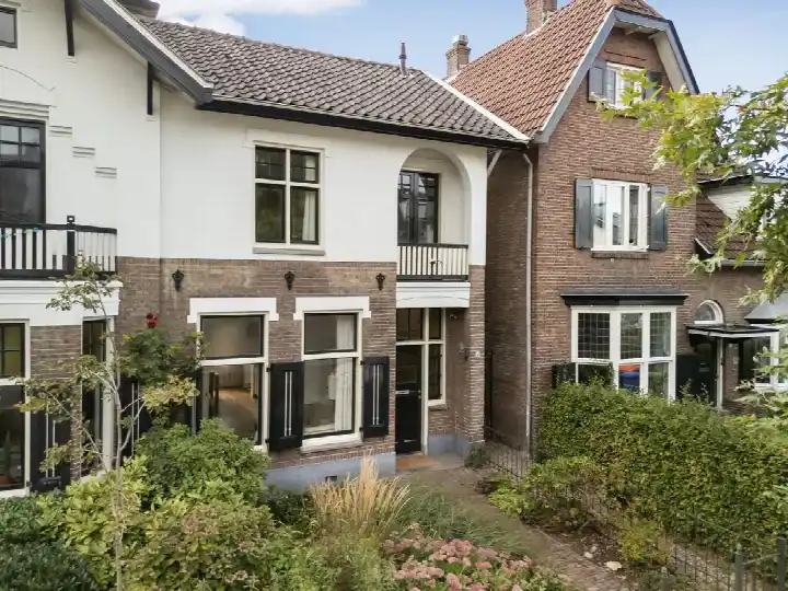 Hoekwoning te koop: Arnhemseweg 55, Vermeerkwartier-West Amersfoort