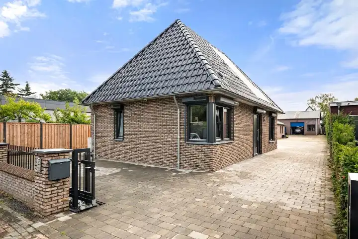 Vrijstaande woning te koop: Asakkerhof 25, Bosrand Ede