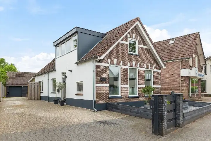 Detached house for sale: Asselsestraat 207, Driehuizen Apeldoorn
