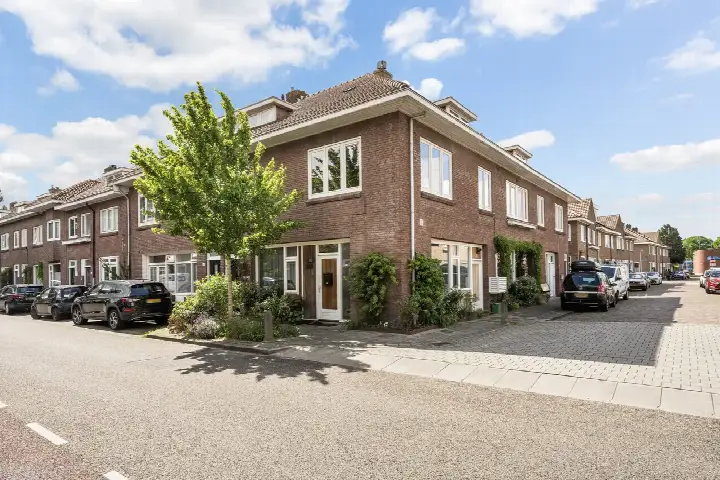 Apartment for sale: Assendorperstraat 248A, Nieuw-Assendorp Zwolle