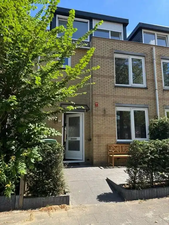 Terraced house for rent: Asserring 15, Theaterbuurt Amstelveen