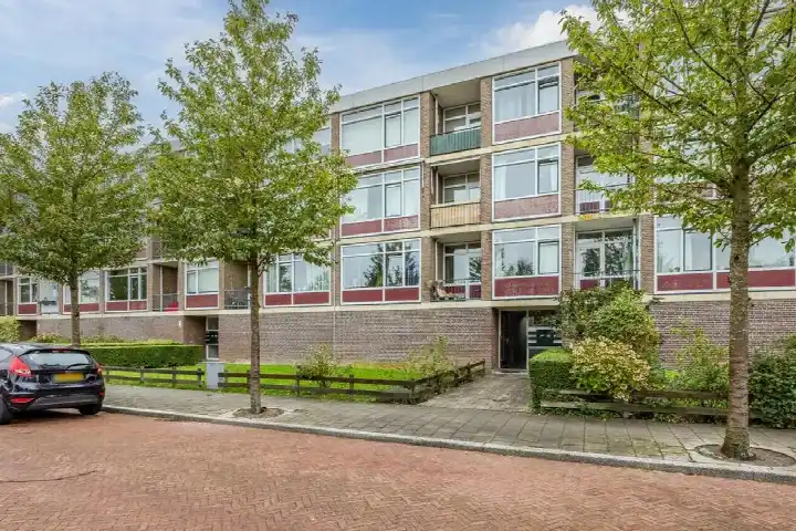 Apartment for sale: Asterlaan 20, Bloemenbuurt Oegstgeest