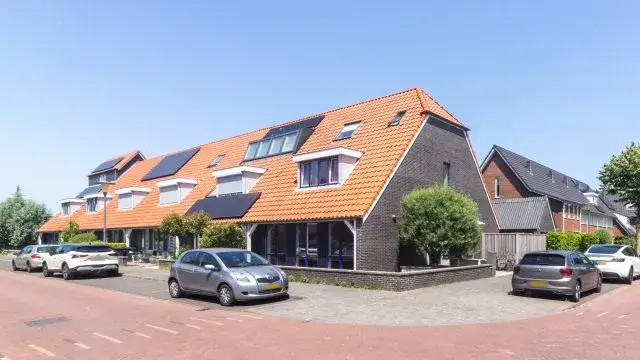 Corner house for sale: Atalantalaan 11, Oosteinde Aalsmeer