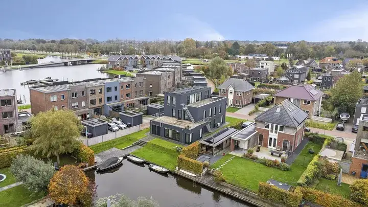 Apartment for sale: AUCK PETERSSTRJITTE 2, Blitsaerd Leeuwarden