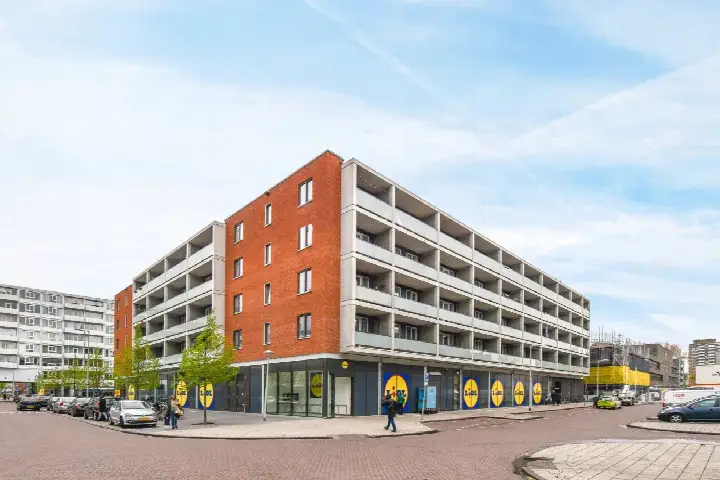 Apartment for rent: August Allebéplein 199, Overtoomse Veld-Zuid Amsterdam