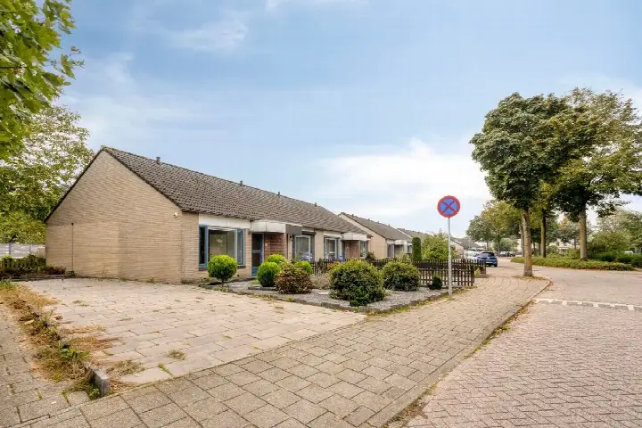 Hoekwoning te koop: Augustuslaan 1, Beuningen-Heuve-1 Beuningen Gld