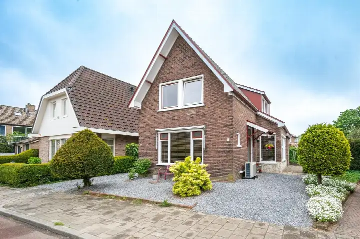 Vrijstaande woning te koop: Auroralaan 5, Welgelegen Apeldoorn