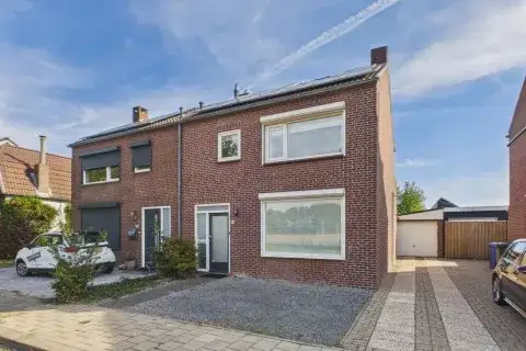 Semi-detached for sale: Axelsestraat 153A, Kern Zaamslag Zaamslag