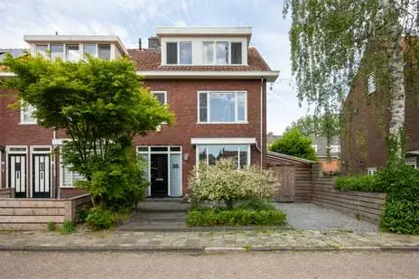Hoekwoning te koop: Azaleastraat 36, Duivendrecht Duivendrecht