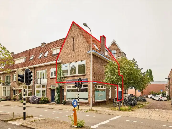 Tussenwoning te koop: B.F. Suermanstraat 25, Tuinwijk-West Utrecht
