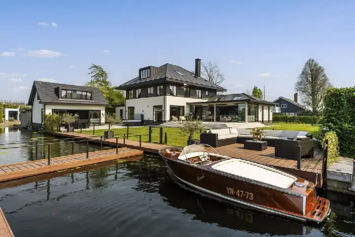 Vrijstaande woning te koop: Baambrugse Zuwe 163B, Vinkeveen Plassengebied Vinkeveen