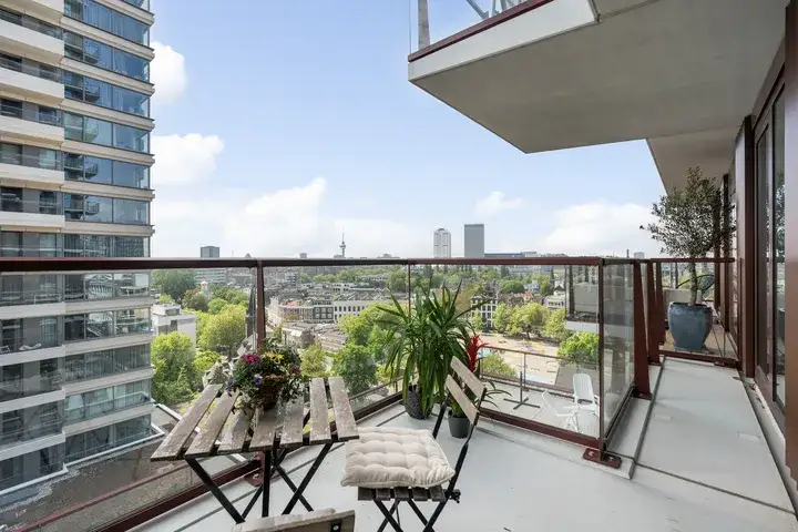 Appartement te koop: Baan 34D11, Stadsdriehoek Rotterdam