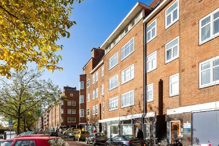 Apartment for rent: Baarsjesweg 297-3, Paramariboplein e.o. Amsterdam