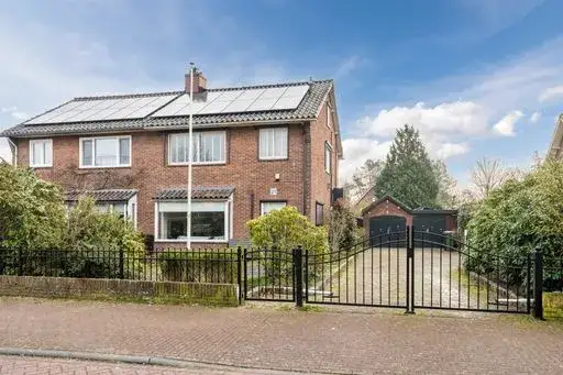 Semi-detached for sale: Bachlaan 21, Sijsjesberg Huizen