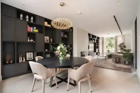 Tussenwoning te koop: Bachstraat 11, Beethovenbuurt Amsterdam