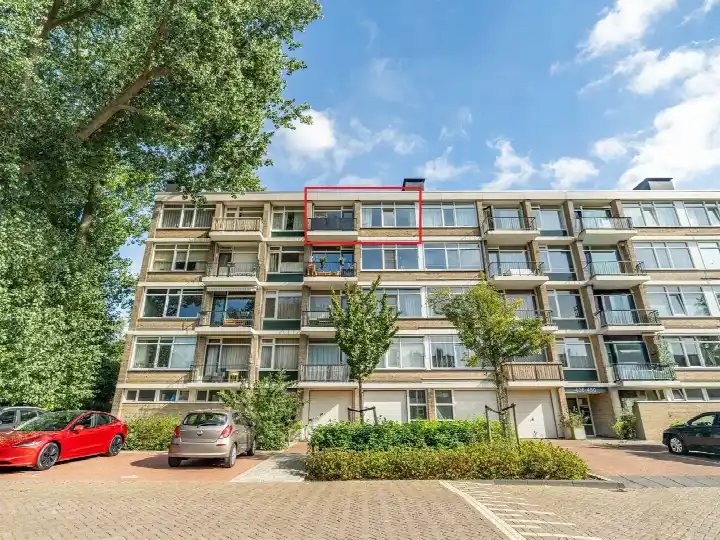 Apartment for sale: Bachstraat 426, Fortuinwijk-Noord Leiden