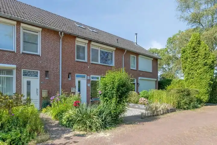 Terraced house for sale: Bachstraat 93, Zonnemaat Zevenaar