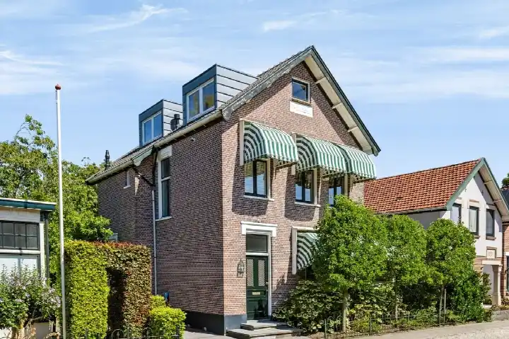 Detached house for sale: Badhuisweg 28, Sprengenweg-Noord Apeldoorn