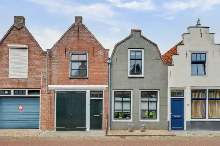 Detached house for sale: Bagijnestraat 32, Zierikzee binnen de vesten Zierikzee