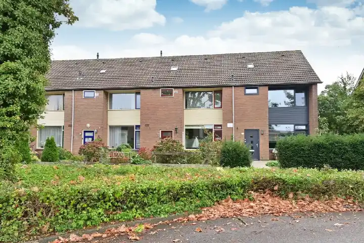 Tussenwoning te koop: Bakboord 73, Stad en Lande Huizen