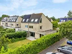 Corner house for sale: Baken 9, Galjoenbuurt Amstelveen