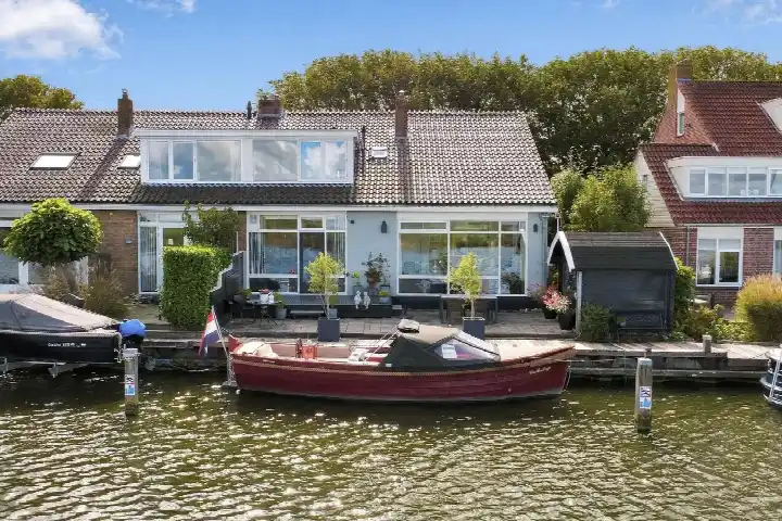 Semi-detached for sale: Bakkersstraat 29, Westknollendam Westknollendam