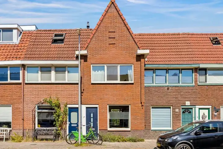 Terraced house for sale: Balderikstraat 63, Elinkwijk en omgeving Utrecht