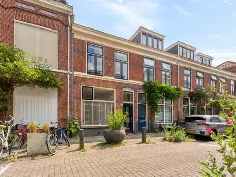 Tussenwoning te koop: Balistraat 50, Lombok-Oost Utrecht
