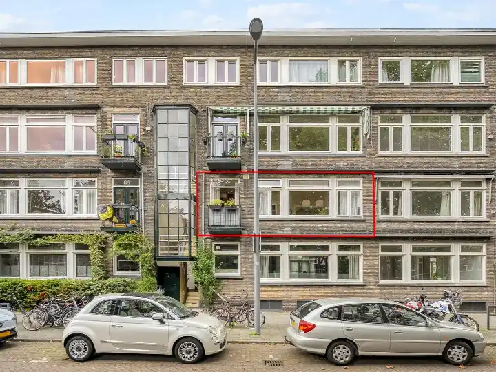 Apartment for sale: Baljuwplein 5, Provenierswijk Rotterdam