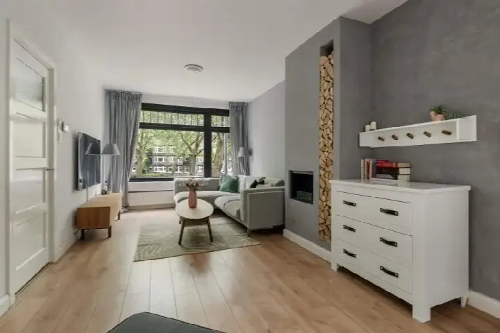 Apartment for sale: Baljuwplein 62, Provenierswijk Rotterdam