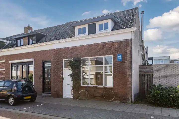 Corner house for sale: Balsebaan 48, Gageldonk-West Bergen Op Zoom