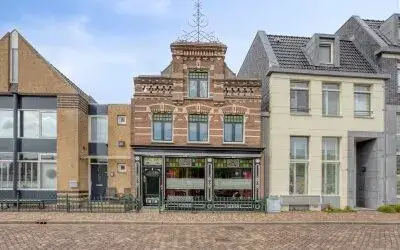 Twee-onder-één-kap te koop: Balthuskade 7, Lemmerweg-Oost Sneek