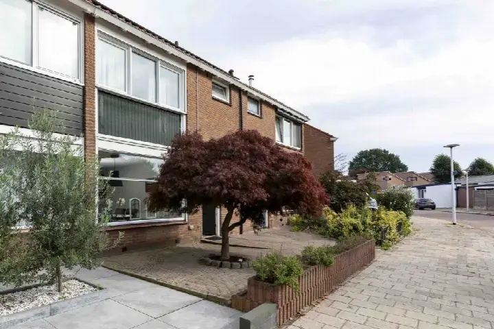 Tussenwoning te koop: Bandoengstraat 12, Weidedorp Hengelo