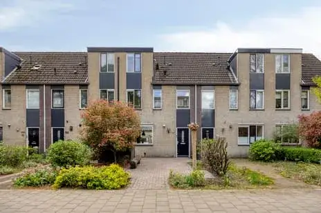 Terraced house for sale: Bankastraat 149, Indische Buurt-Noord Dordrecht