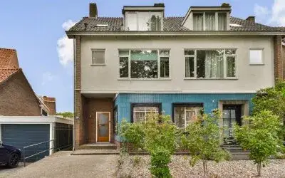 Corner house for sale: Bankastraat 285, Boeroestraat en omgeving Dordrecht