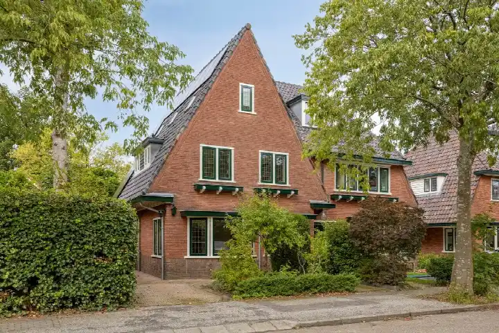 Semi-detached for sale: Bankastraat 39, Indische Buurt Amersfoort