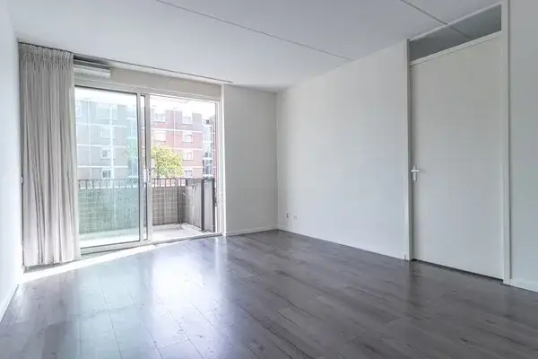 Appartement te huur: Banne Buikslootlaan 107E, Banne-Zuidwest Amsterdam