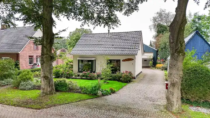 Vrijstaande woning te koop: Bannerschultestraat 42, Sleen Sleen