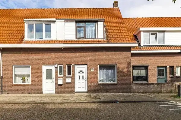 Tussenwoning te koop: Banningstraat 35, Schrijversbuurt Tilburg