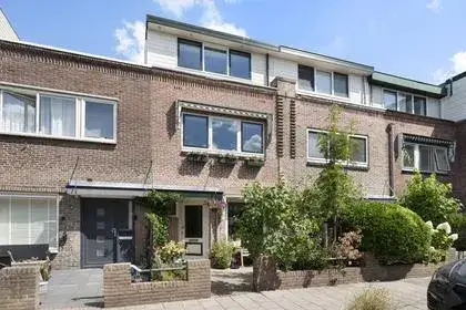 Tussenwoning te koop: Bantamstraat 21, Medanbuurt Haarlem